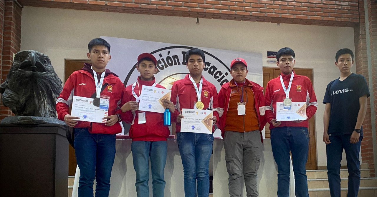 Colegio Nacional Pichincha brilla en el Agustín Bot 2025